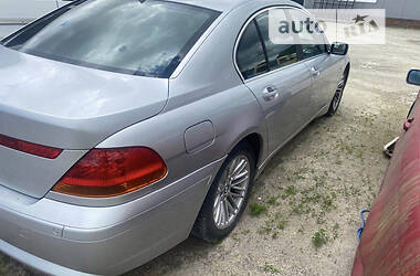 BMW 7 Series  2001