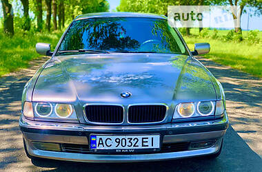 BMW 7 Series  1997