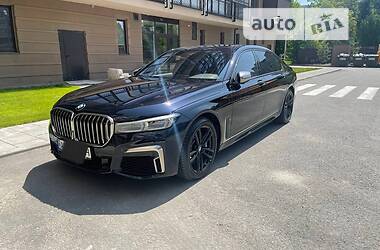 BMW 7 Series  2021