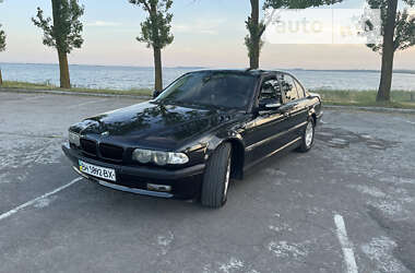 BMW 7 Series  2000