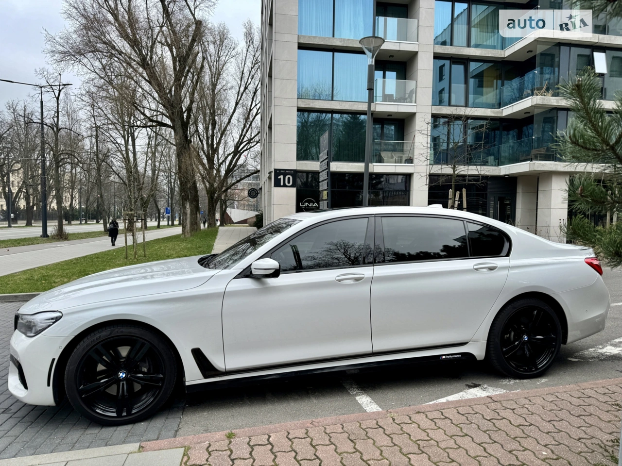 2016 BMW 7er - мініатюра 4