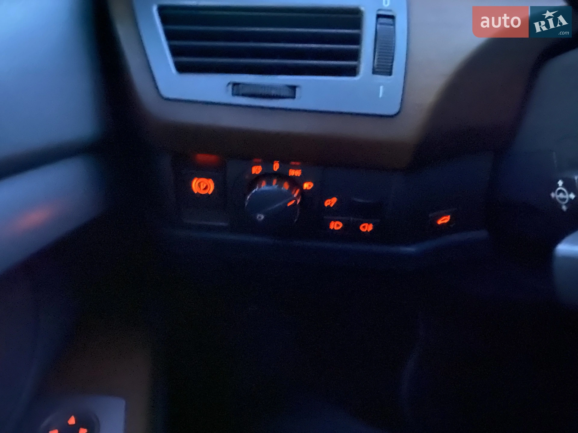 BMW 7 Series 2003 VIN WBAGM21030DR49495 фото оголошення 64 з 79