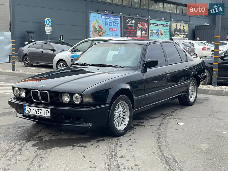 BMW 7 Series 1988