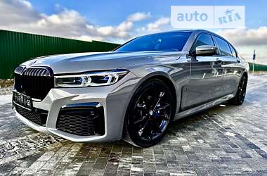 BMW 7 Series  2021