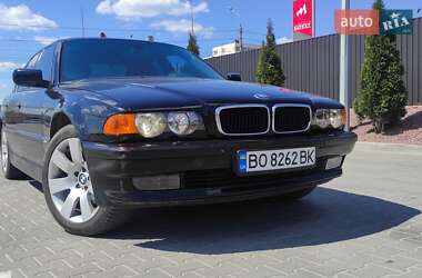 BMW 7 Series  2001