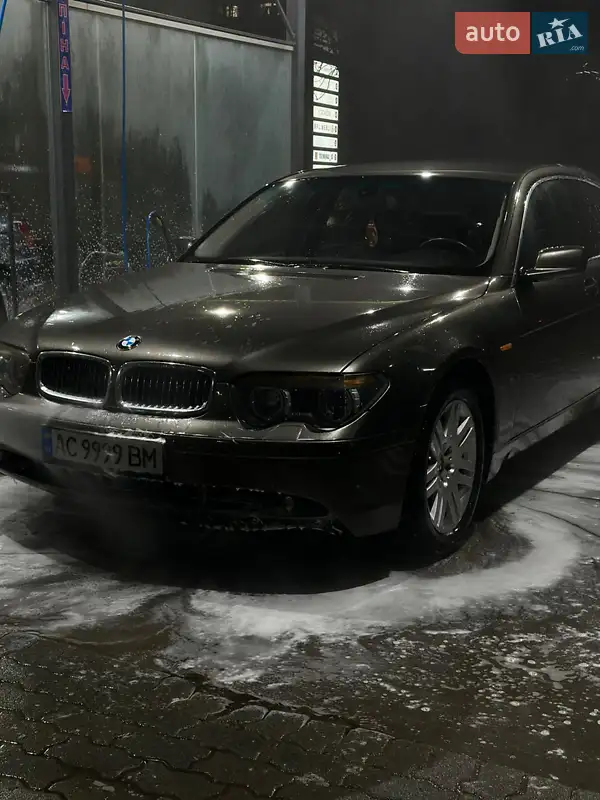 BMW 7 Series 2003