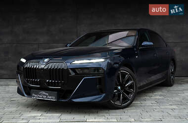 BMW 7 Series  2023