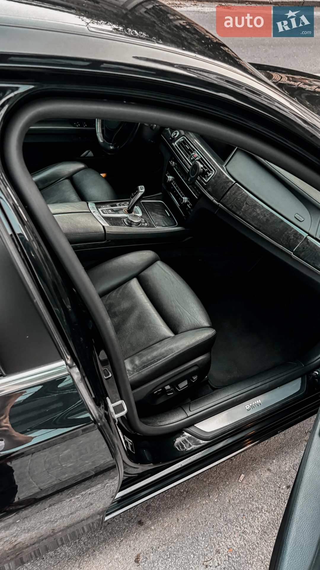 BMW 7 Series 2014 VIN WBAYC41060DZ77293 фото оголошення 6 з 8