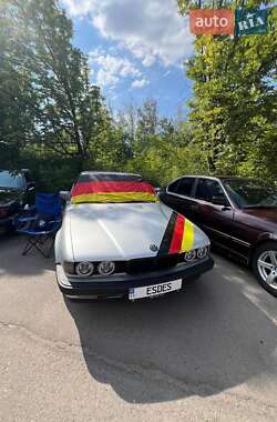 BMW 7 Series 1993