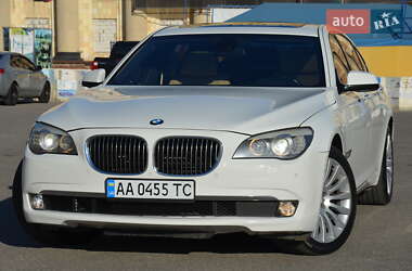 BMW 7 Series  2010