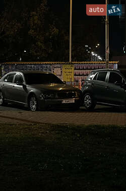 BMW 7 Series  2003