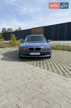 BMW 7 Series  2000