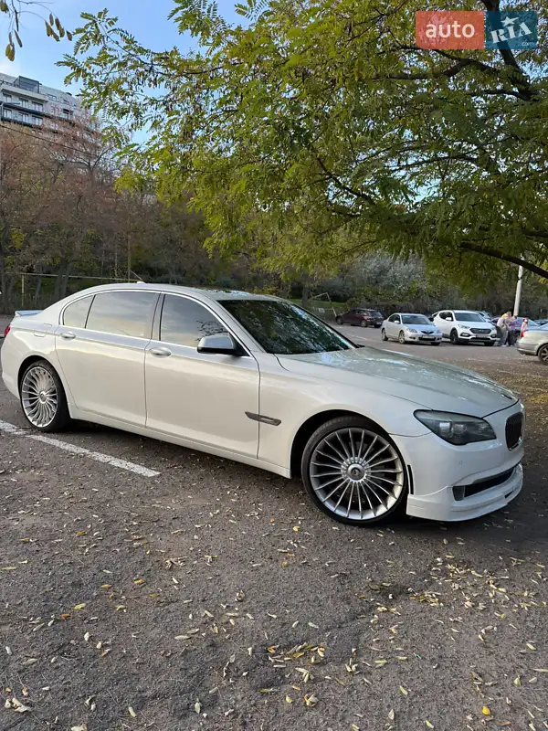 BMW 7 Series 2011