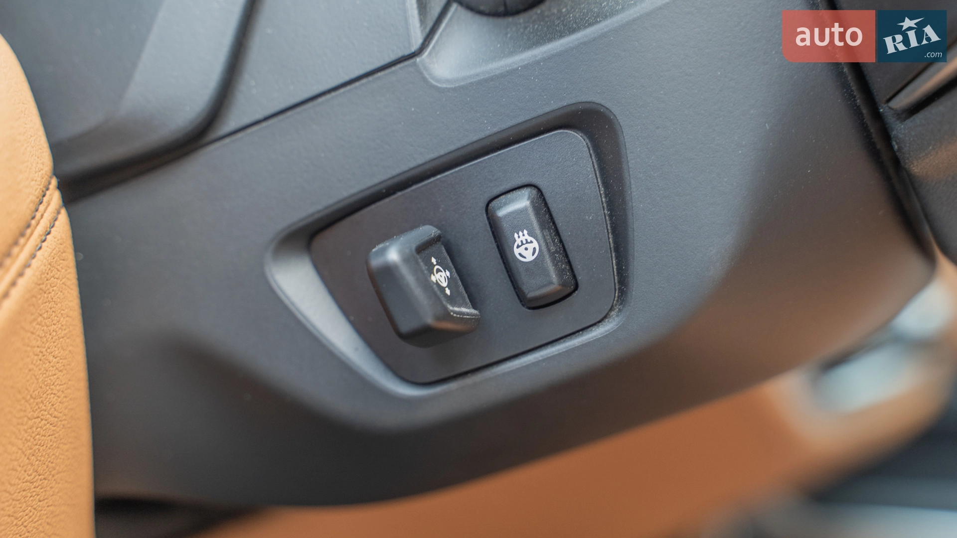 BMW 7 Series 2018 VIN WBA7F0C51KGM25593 фото оголошення 17 з 49