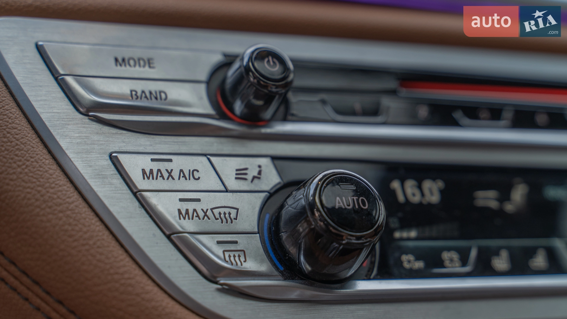BMW 7 Series 2018 VIN WBA7F0C51KGM25593 фото оголошення 19 з 49