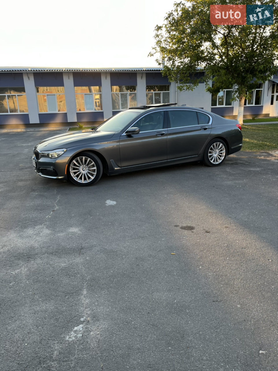 2016 BMW 7er - мініатюра 3