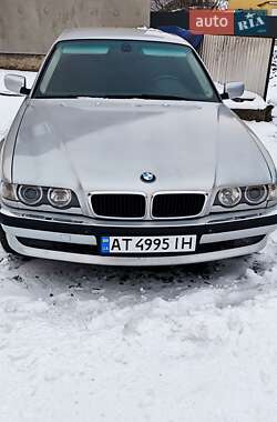 BMW 7 Series  2001
