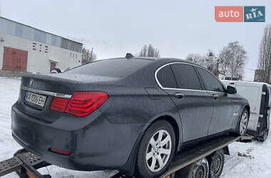 BMW 7 Series  2010