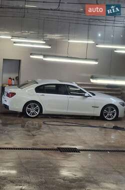 BMW 7 Series 2011