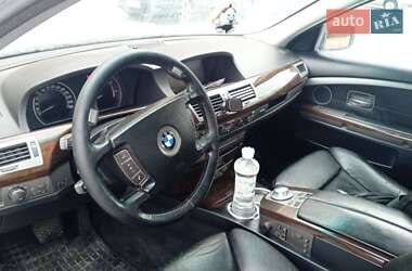 BMW 7 Series  2004