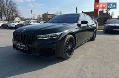 BMW 7 Series  2021