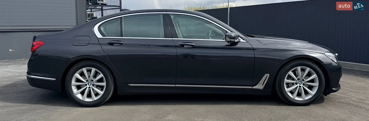 2017 BMW 7er - мініатюра 5