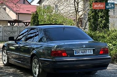 BMW 7 Series  1999