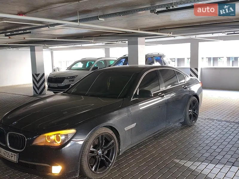 BMW 7 Series 2010