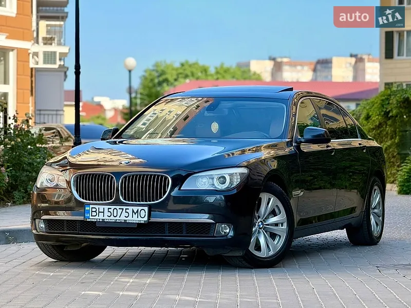 BMW 7 Series 2011