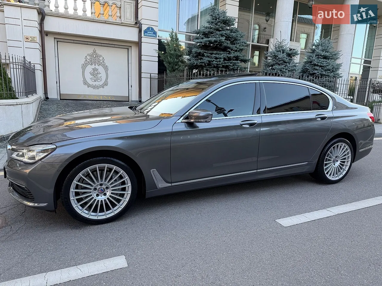 2017 BMW 7er - мініатюра 4