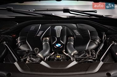 Седан BMW 7 Series 2016 в Киеве