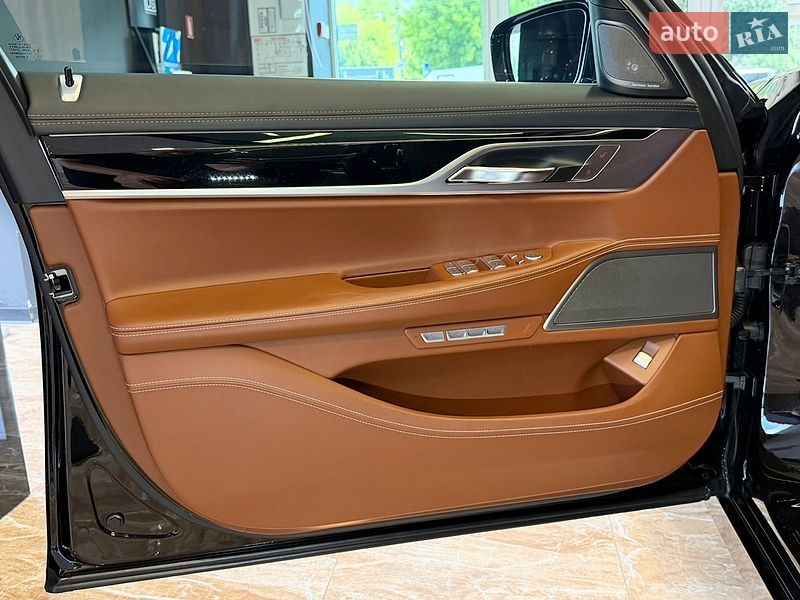 Седан BMW 7 Series 2016 в Киеве
