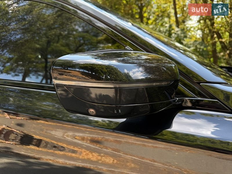 Седан BMW 7 Series 2019 в Киеве