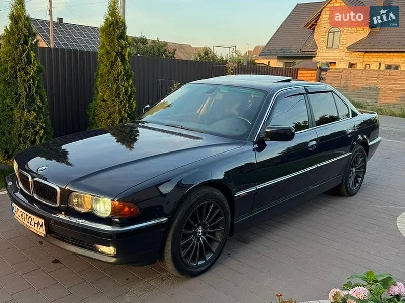 BMW 7 Series 2001