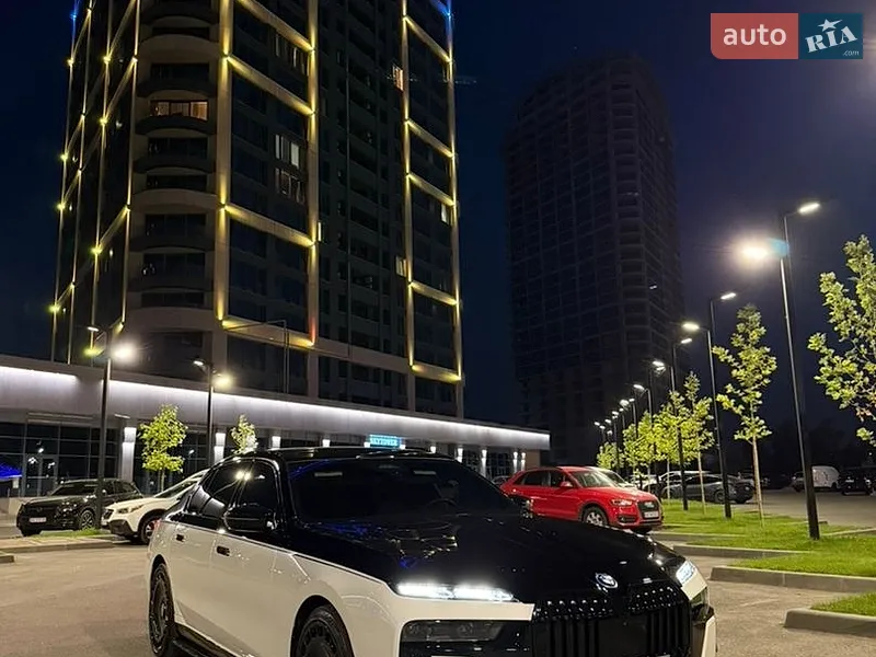 BMW 7 Series 2023