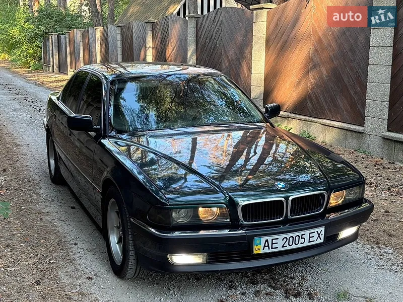 BMW 7 Series 1996