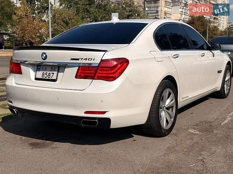 BMW 7 Series 2012
