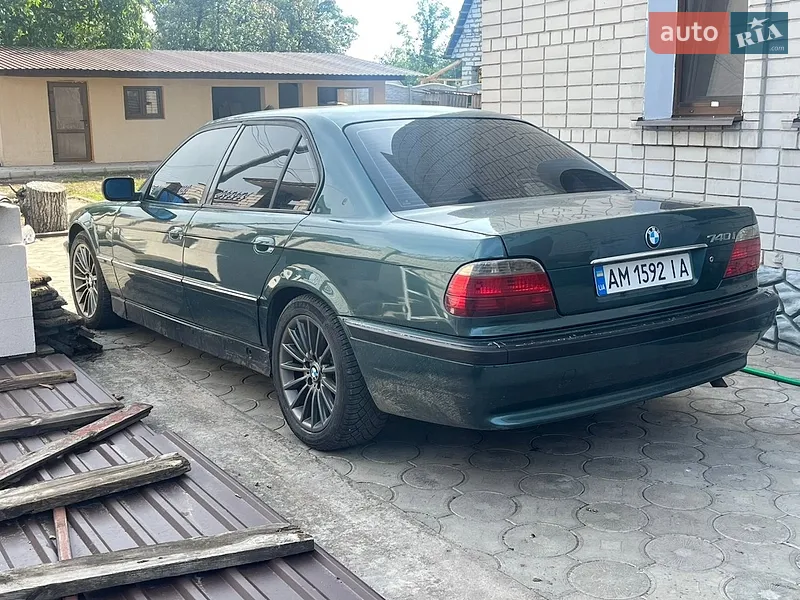 BMW 7 Series 1996