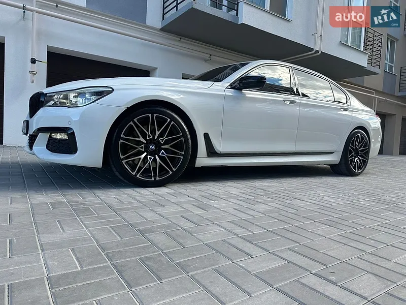 BMW 7 Series 2015