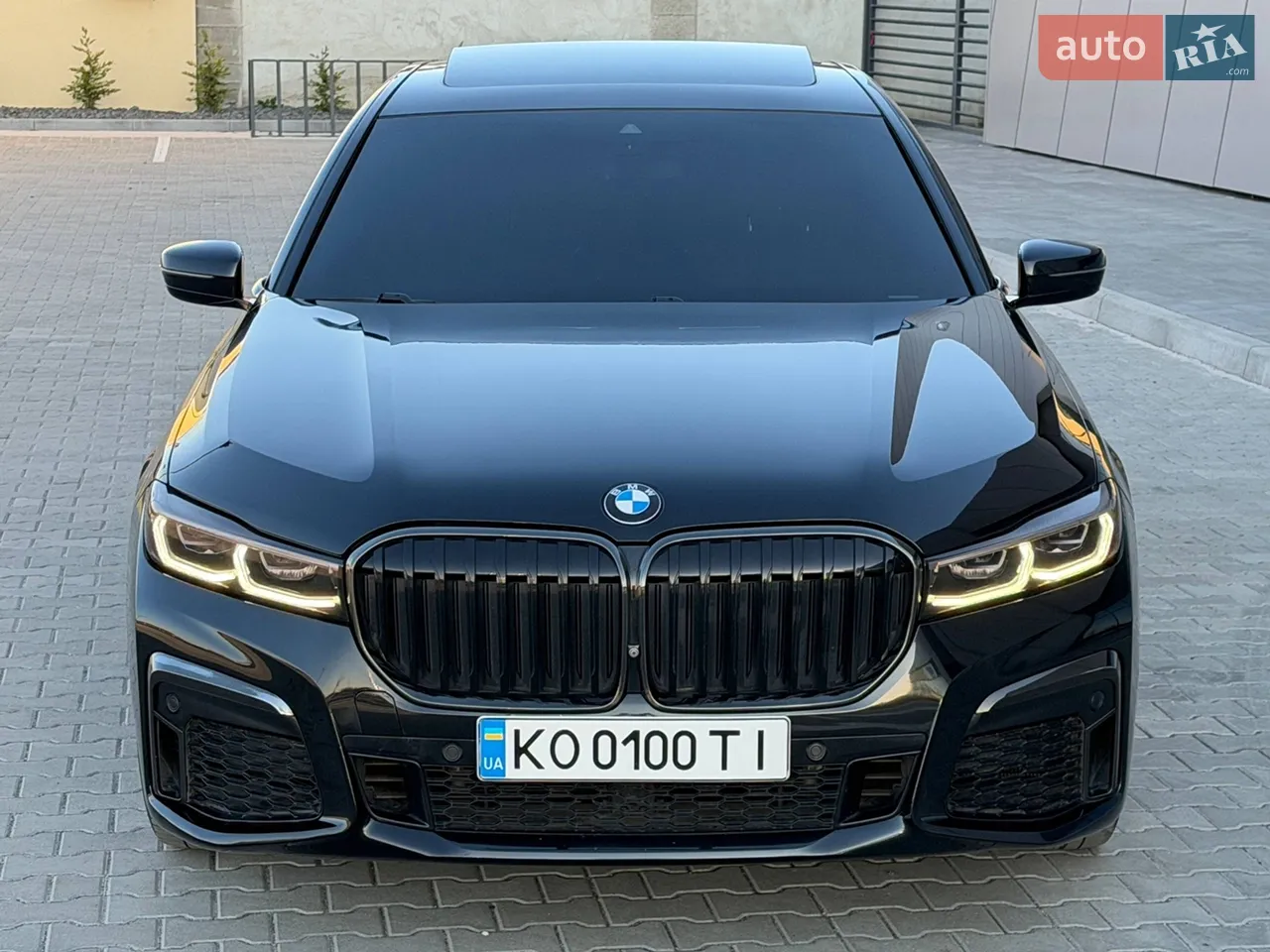 2019 BMW 7er - фото 1