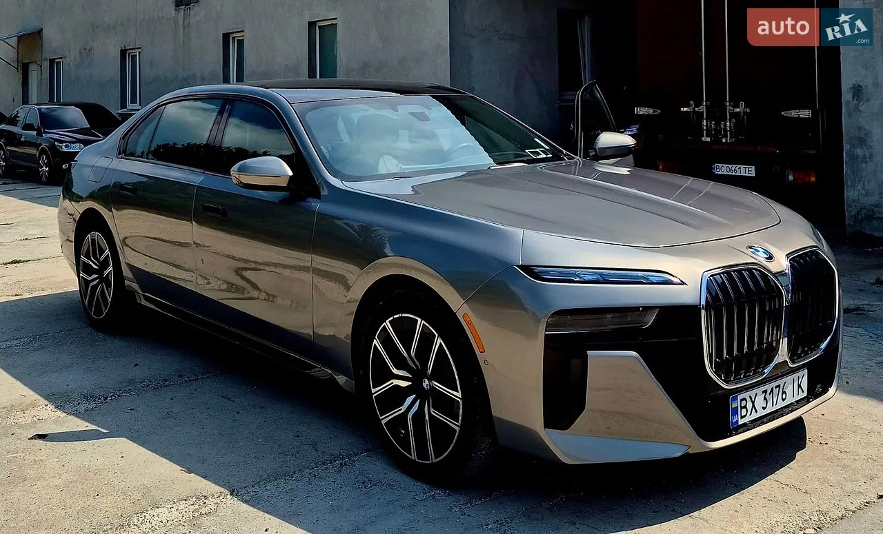 2022 BMW 7er - фото 1