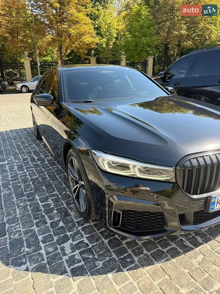 2022 BMW 7er - фото 1