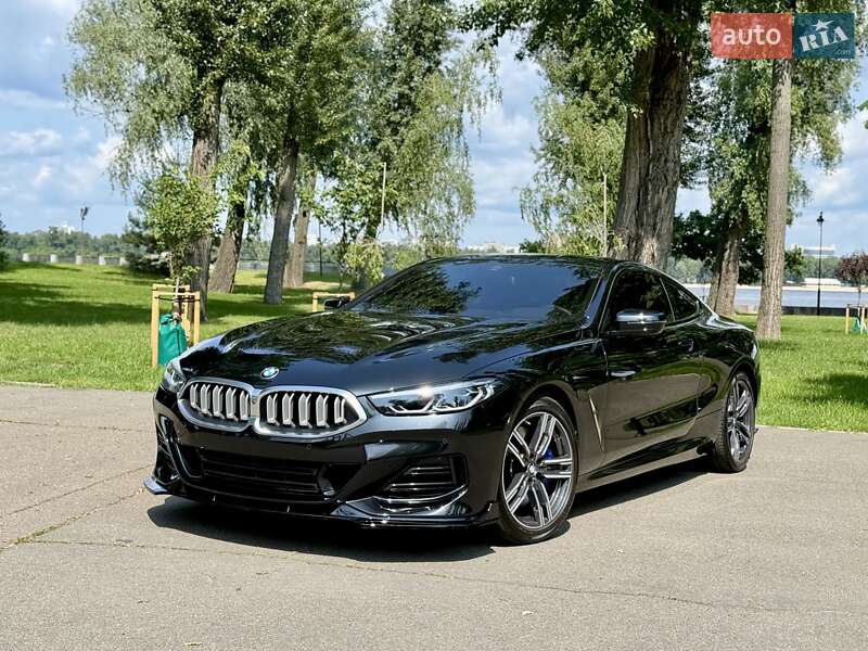 Купе BMW 8 Series