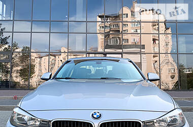 BMW  XDrive 2013