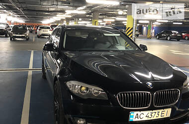 BMW  F11  3.0D 2011