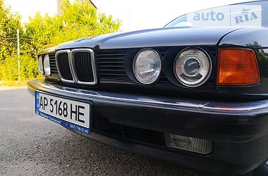 BMW  730i 1989