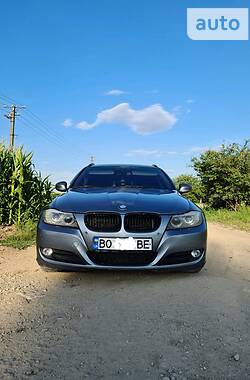 BMW   2010