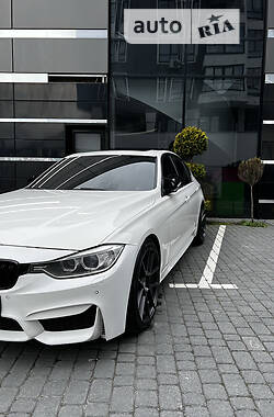 BMW   2014