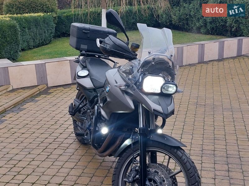 Мото BMW F 700GS