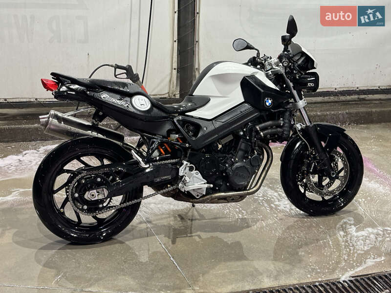 Мотоцикл Спорт-туризм BMW F 800R